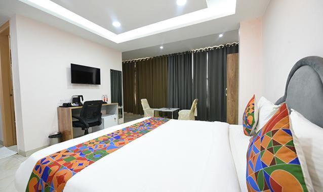 فندق Immense Residency فريد آباد المظهر الخارجي الصورة